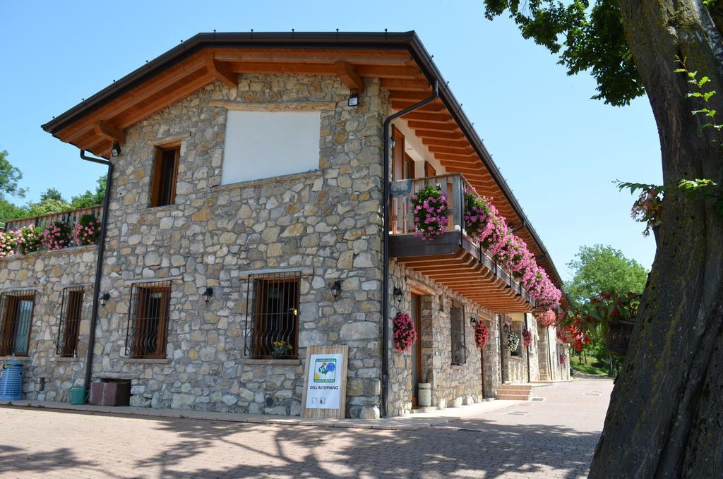 Agriturismo Dell'Altopiano Serle Buitenkant foto